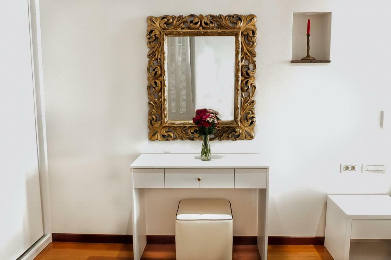 Old Square Studio Apartment Split Exteriér fotografie